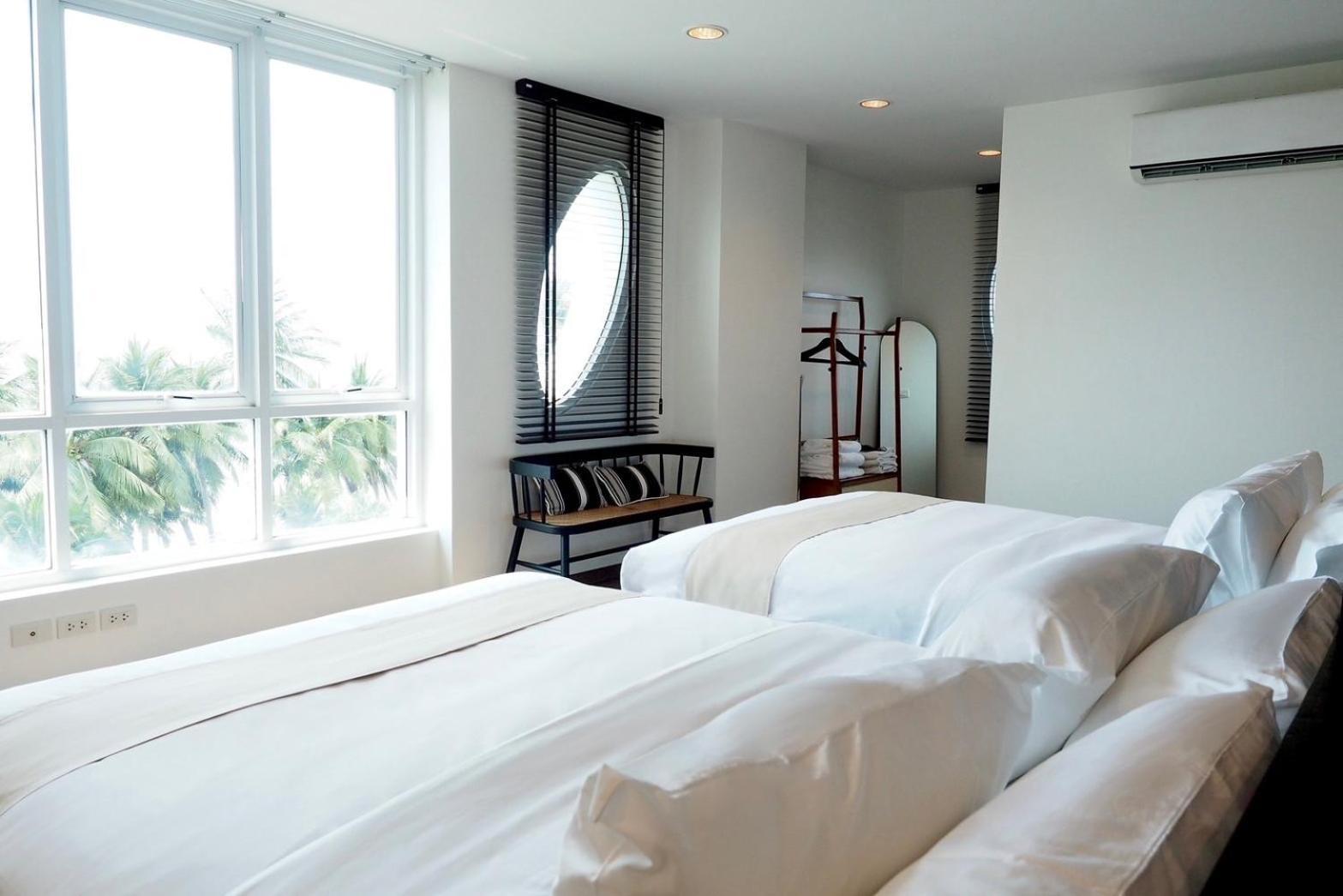 The Beach Bangsaen By Thanthita Next To Wonnapa Beach Free Disney Plus Extérieur photo