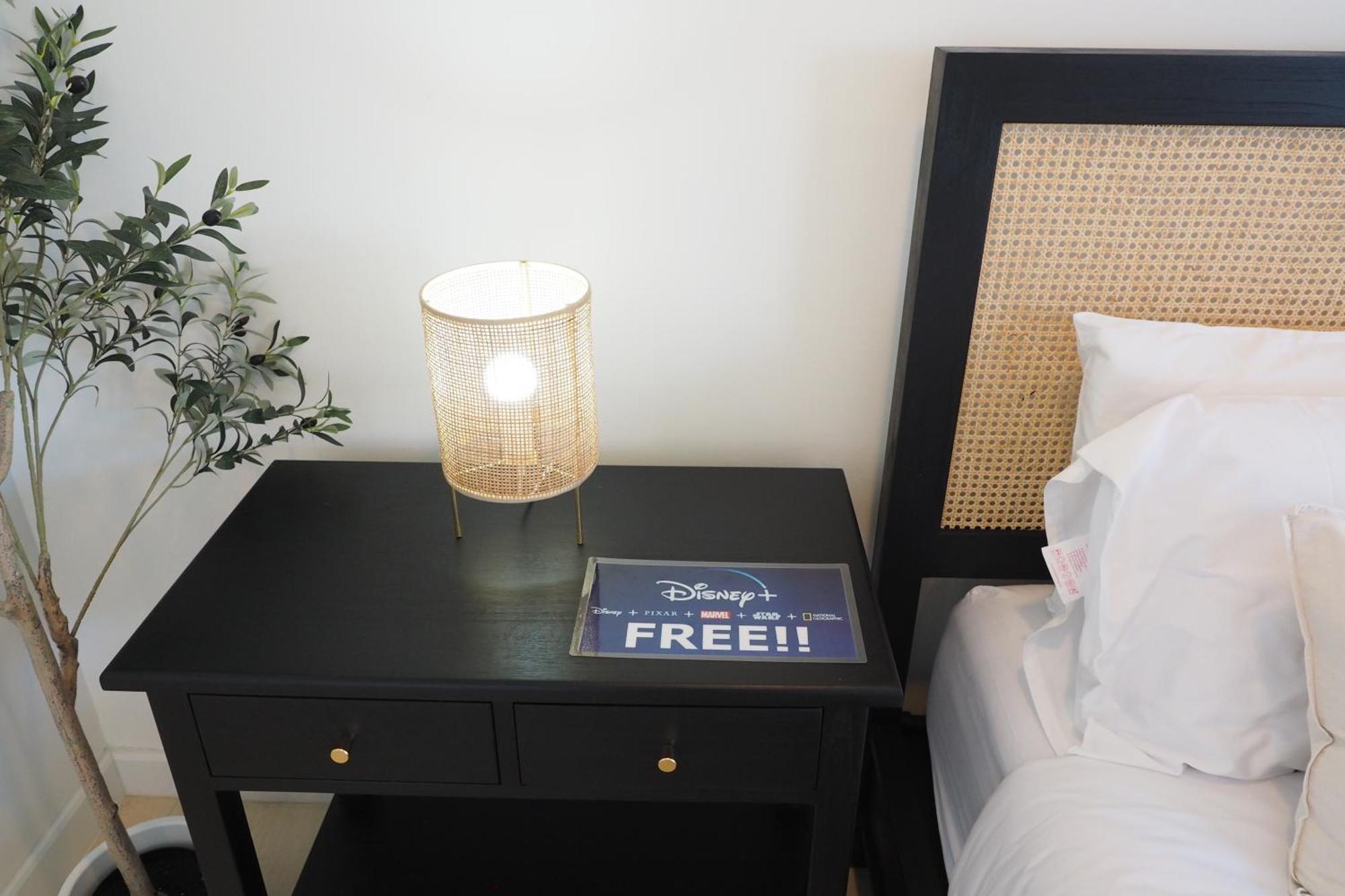 The Beach Bangsaen By Thanthita Next To Wonnapa Beach Free Disney Plus Extérieur photo